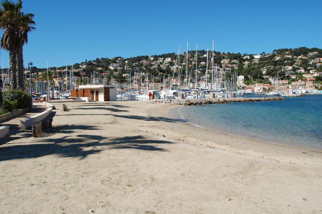 Le Barock Ξενοδοχείο Saint-Mandrier-sur-Mer Δωμάτιο φωτογραφία